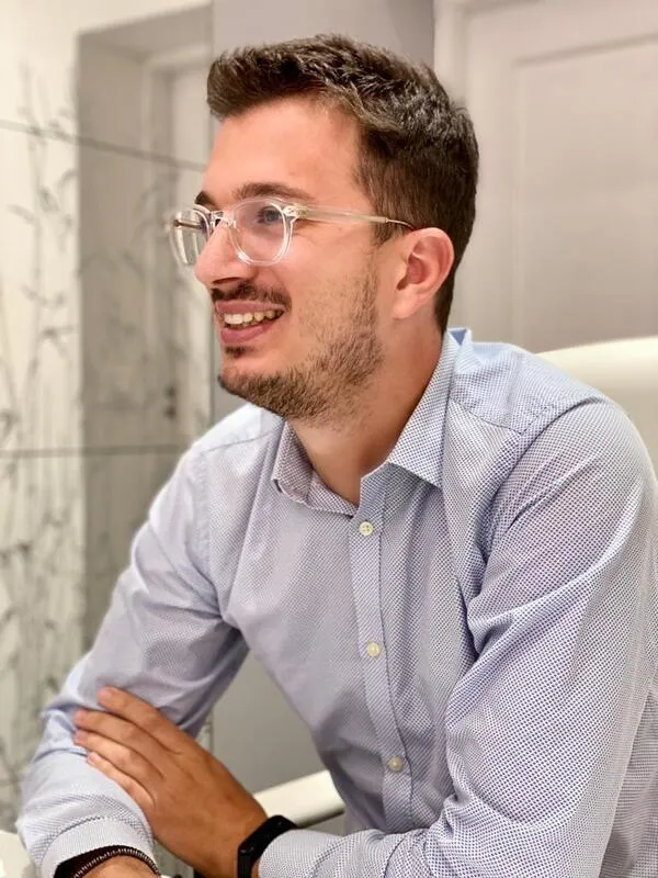 Alessio Bonizzi, amministratore di condominio a Borgio Verezzi